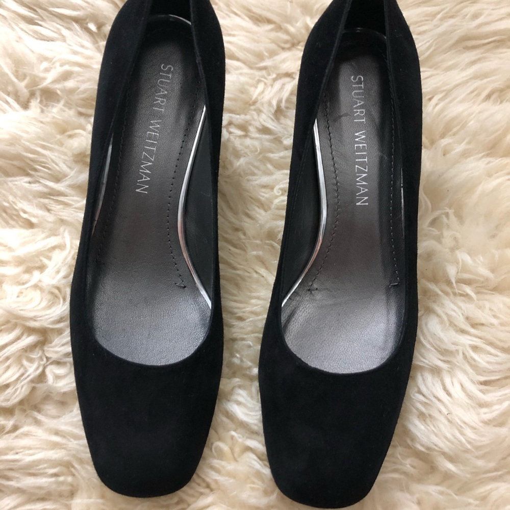 Shoes - Picture 2 of 8